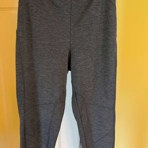 Mexx Heather gray leggings. Jodhpur styling. Lightweight - Picture 3 of 7